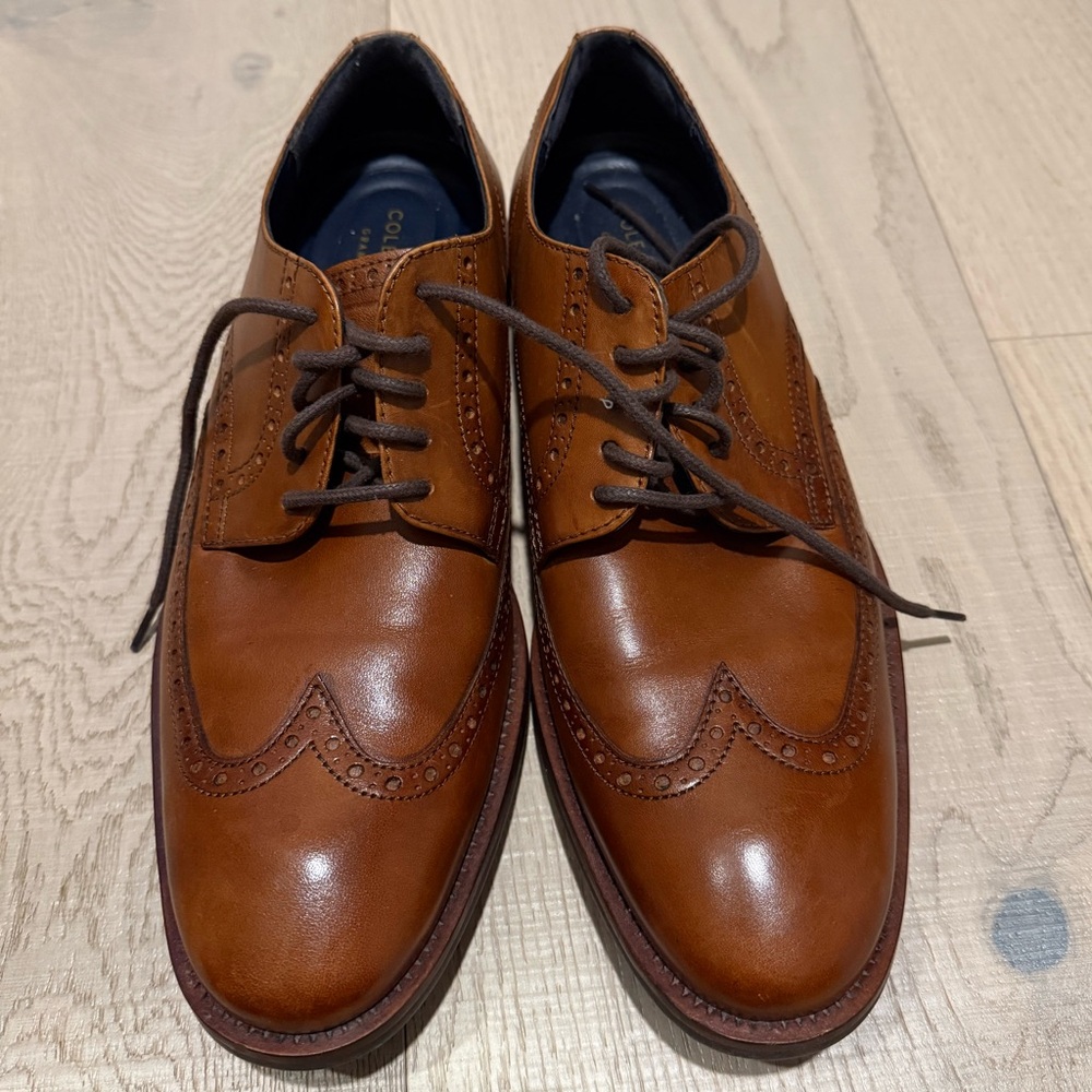 Brown Cole Haan leather dress shoes
